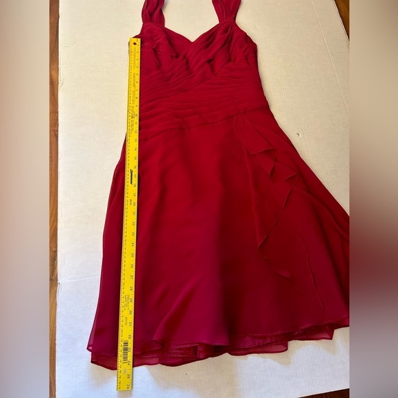 Jasmine Bridal B2 formal red cascade dress Sz-10. S20 - Picture 8 of 14